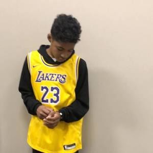 Meet your Posher, Aj